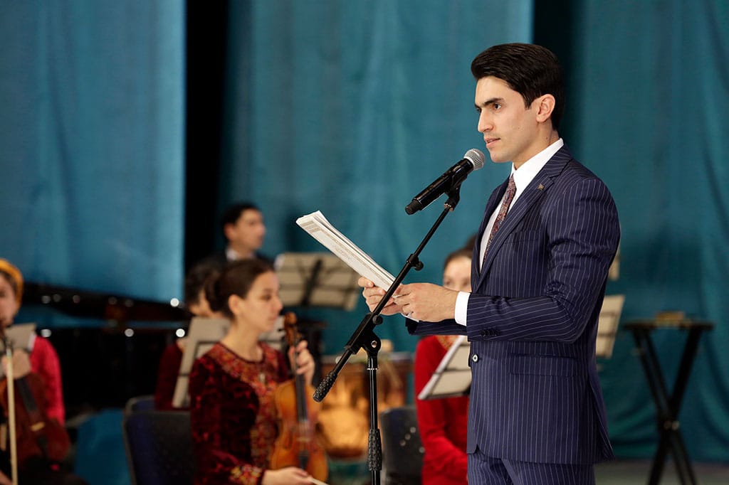 Ашхабад и Вену связал видеомост в преддверии 25-летия нейтралитета Туркменистана