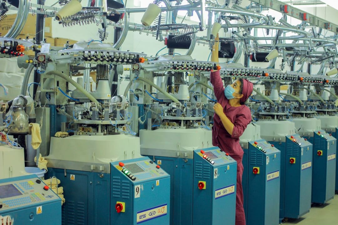 Хлопчатобумажный комбинат имени Ниязова начал выпуск продукции под брендом «Meşhuraý» 