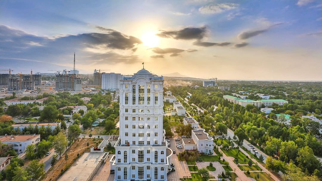 Жители Туркменистана получили СМС-сообщение от службы пожарной безопасности