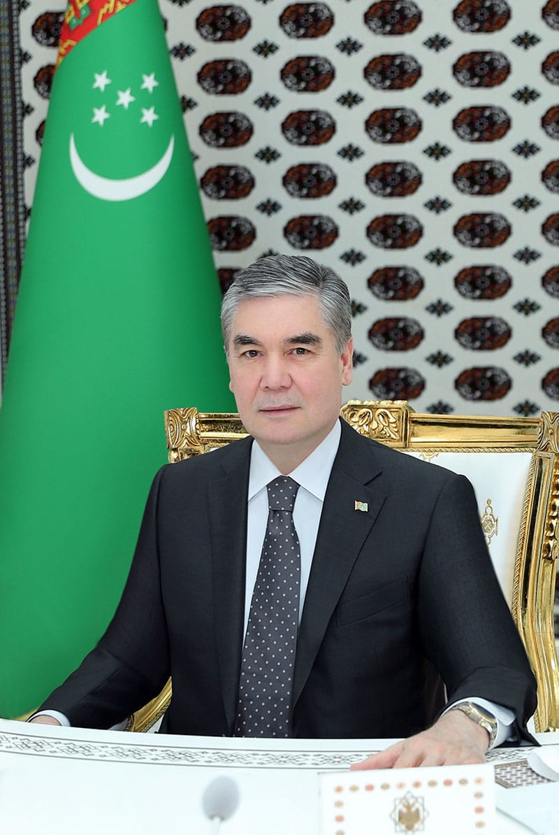 Президент Туркменистана провёл совещание с руководителями торгового комплекса