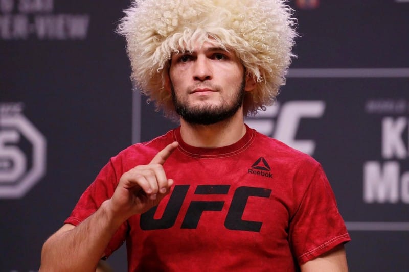 Хабиб Нурмагомедов защитил титул чемпиона UFC