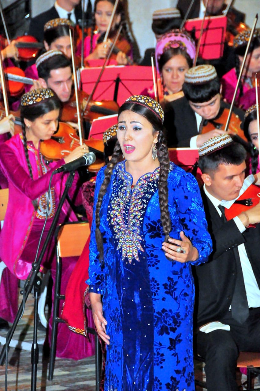 В Ашхабаде состоялся концерт, посвященный 72-й годовщине Победы в войне 1941-1945 годов