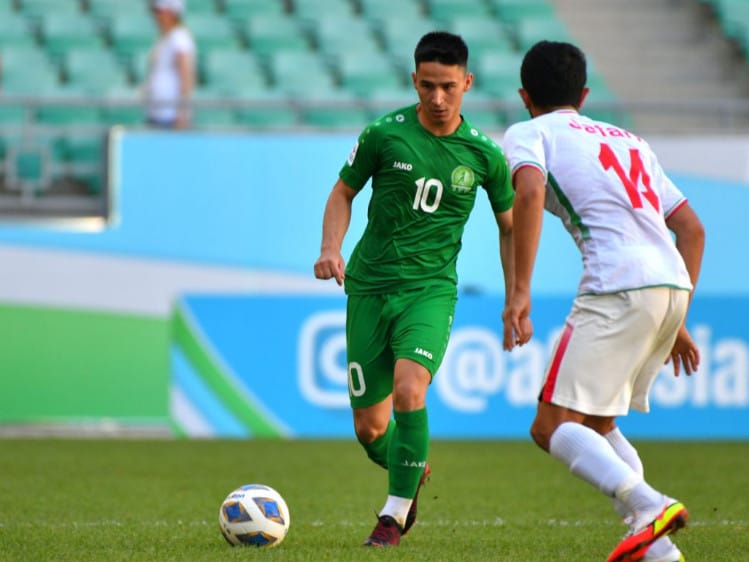 TÝL ― 2022: Abdyrahmanow bilen Diniýew netijeli futbolçylaryň hatarynda ikinji orna beýgeldiler