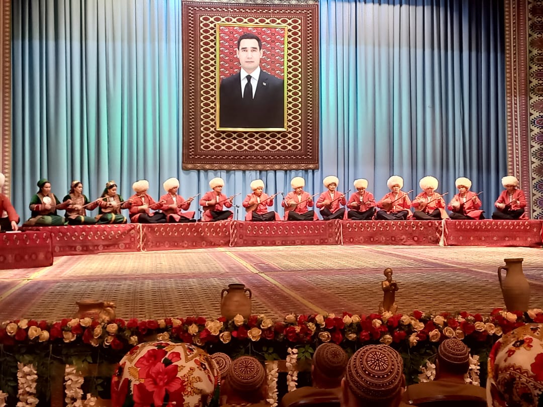 Соревнование среди бахши-виртуозов состоялось в Мары