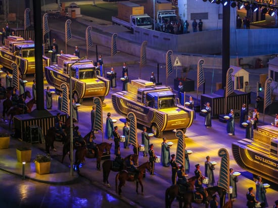 "Золотой парад фараонов" прошел в Египте