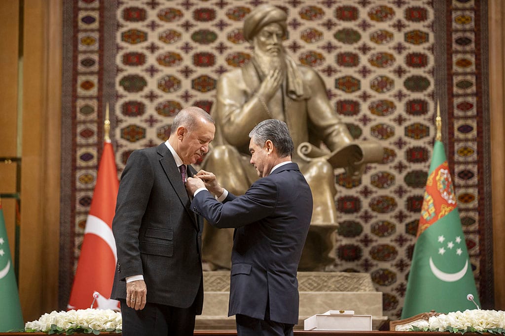 The President of Turkey was awarded the Order of Turkmenistan "For Contribution to the Development of Cooperation"