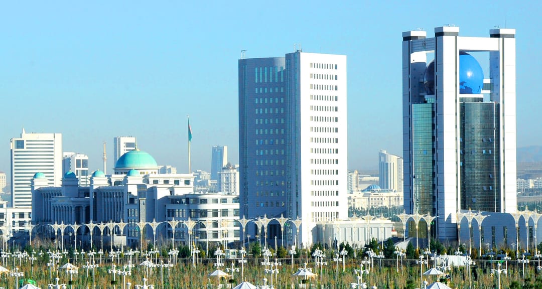 Состоялся телефонный разговор между главами МИД Туркменистана и Украины