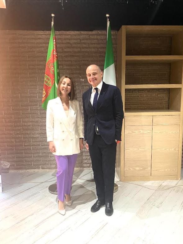 «Иш Нокады»: откройте для себя революцию в изучении языков на Дне итальянских исследований в мире