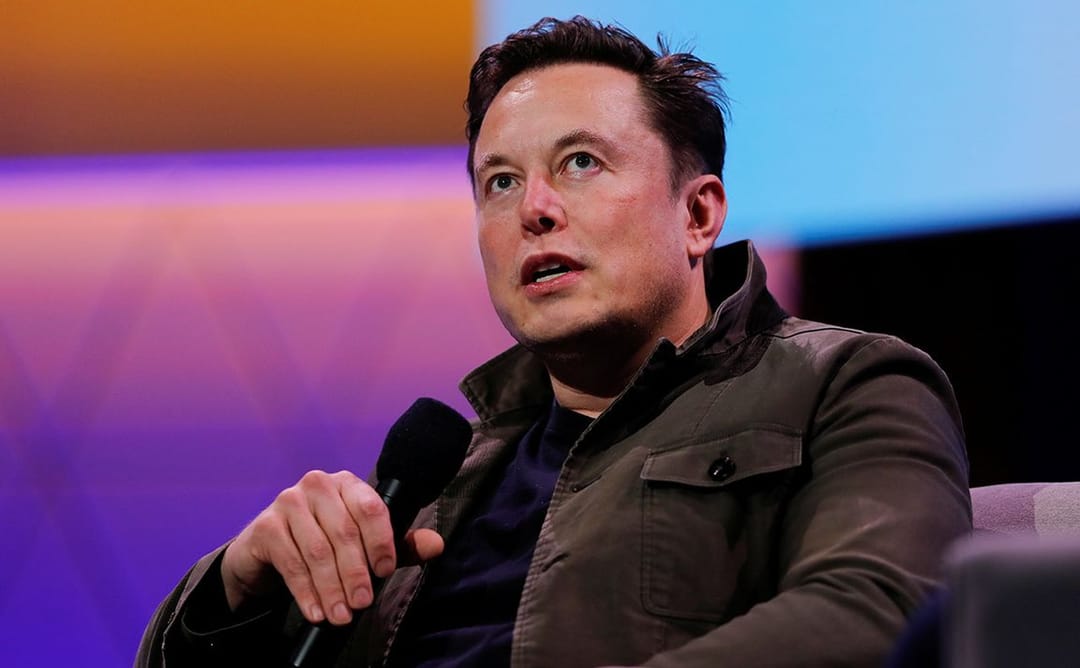 Elon Mask taryhda baýlygy ABŞ-nyň 300 milliard dollaryna ýeten ilkinji adam boldy