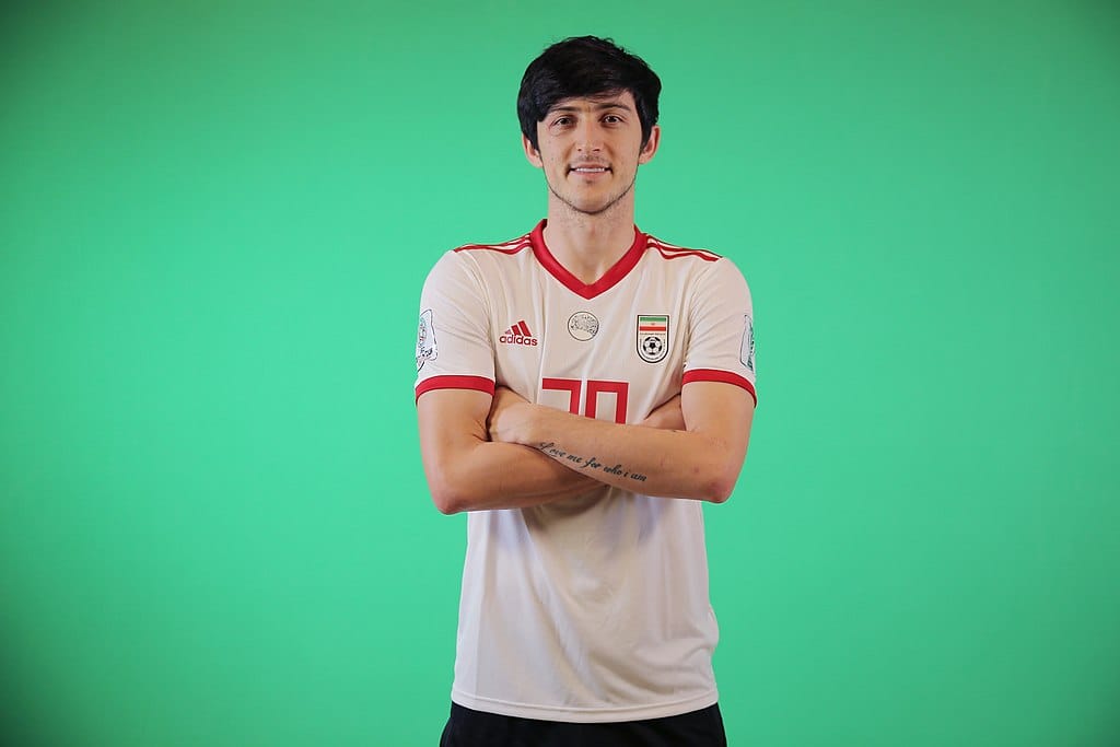 «Sewilýa» Serdar Azmun bilen gyzyklanýar