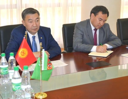 Делегация Кыргызстана обсудила в МИД Туркменистана вопросы взаимовыгодного сотрудничества