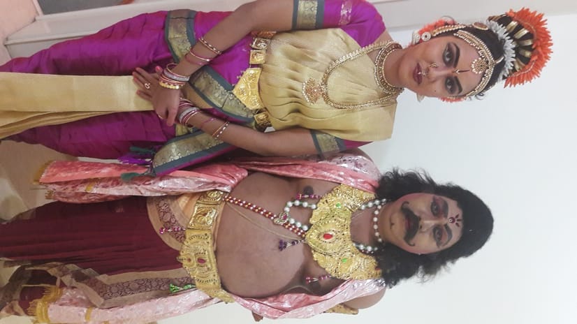 Гуру д-р Сри Каза Венката Субрахаманям, постановщик и хореограф танцевальной группы Кучипуди  (Индия) 