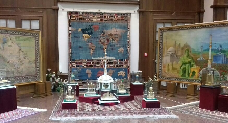 В Туркменистане открылась выставка, посвященная главному празднику страны