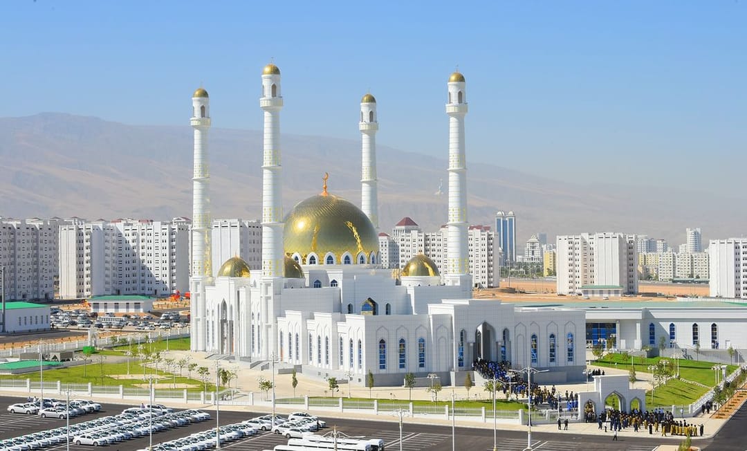 The holy month of Oraza has begun: the first collective prayers were held in the mosques of Turkmenistan