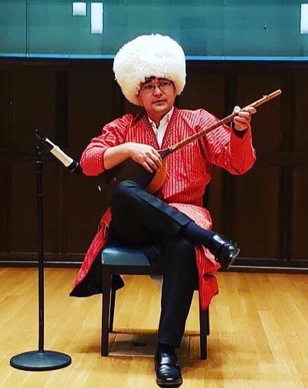 Туркменский дутарбахши Батыр Одаев выступит в Гарварде