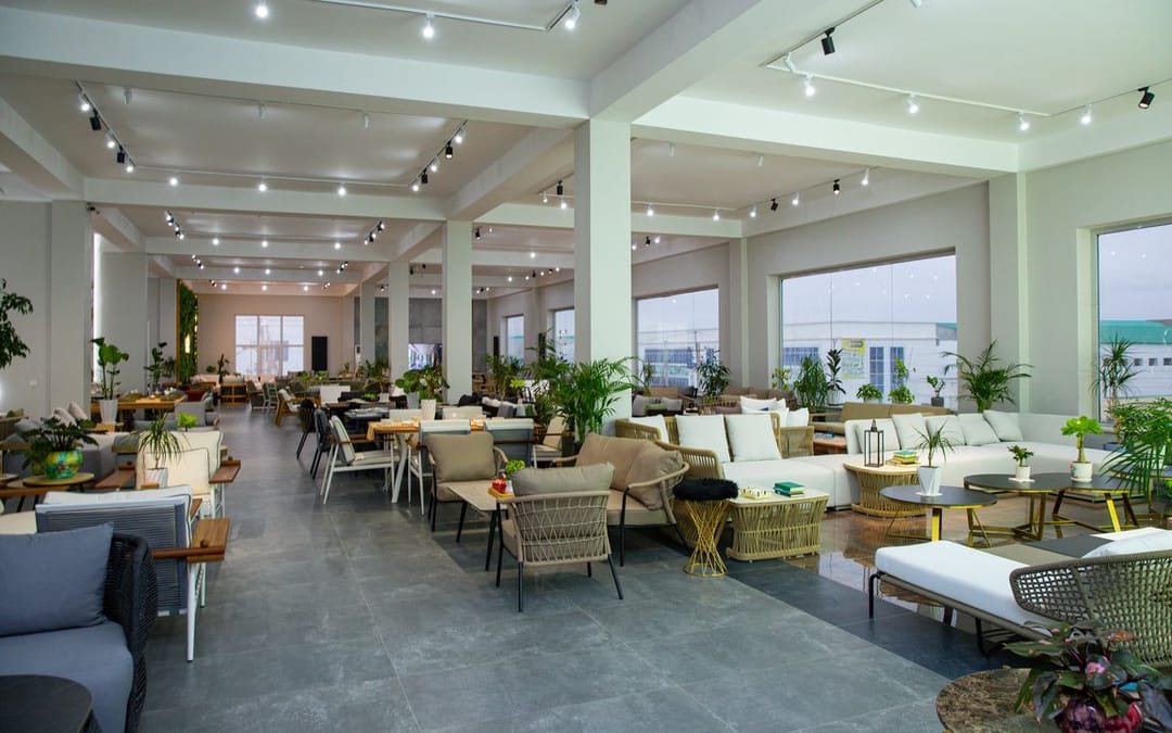 NG Kutahya store: stylish furniture collections for decorating a garden space, veranda or terrace