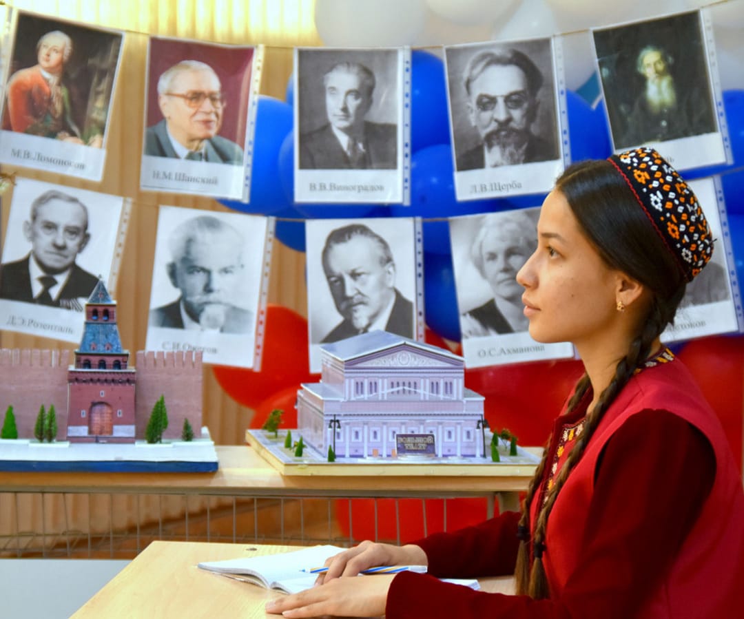 В лингвистическом вузе Туркменистана организована Неделя русского языка