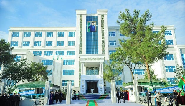 В Ашхабаде состоялось открытие  нового комплекса зданий Педагогического училища имени Амана Кекилова