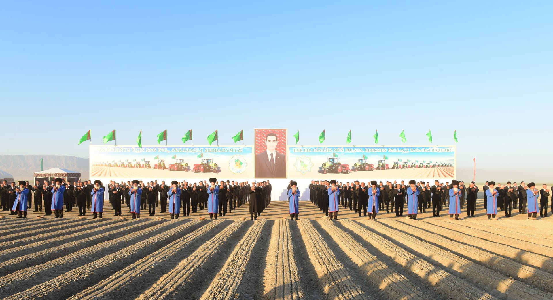 Türkmenistanda güýzlük bugdaý ekişine girişildi