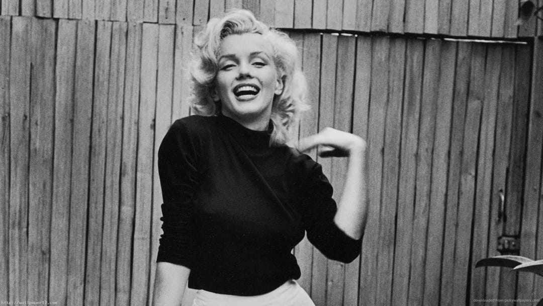 Marilyn Monroe'nun mezarının yanı, açık artırmada 195 bin dolara satıldı