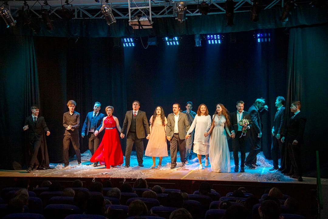 В ашхабадском театре «АртИст» - премьера спектакля «Доходное место»