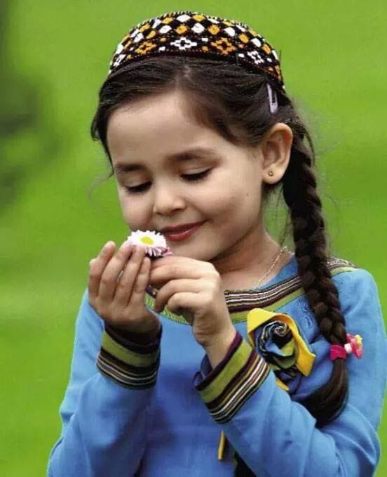 The most adorable girl to be chosen in Turkmenistan