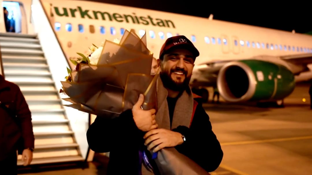 JONY Täze ýyl konsertine gatnaşmak üçin Aşgabat şäherine geldi