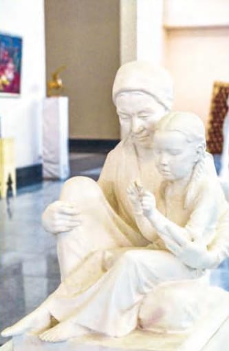 В Туркменистане награждены победители международного конкурса скульпторов