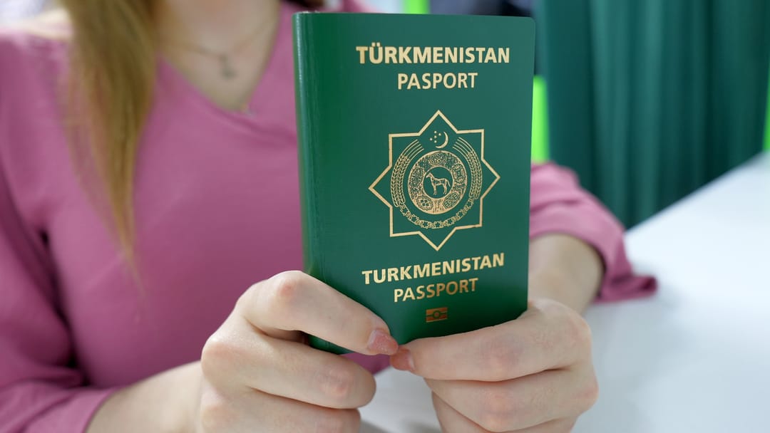 Генконсульство Туркменистана в Турции продолжает продлевать срок действия загранпаспортов туркменских граждан