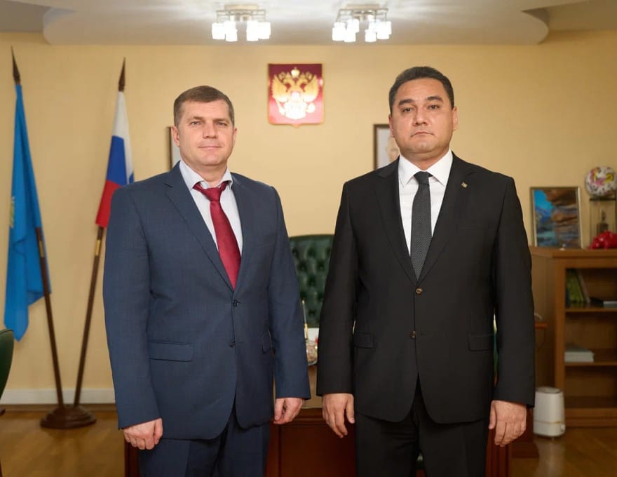 Türkmen konsuly Astrahan uniwersitetinde duşuşyk geçirdi