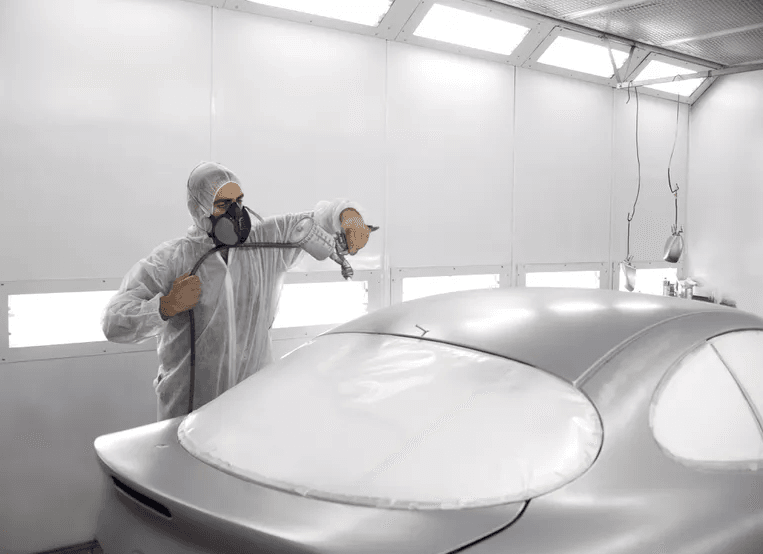 Awtoýoly offers a professional car painting service