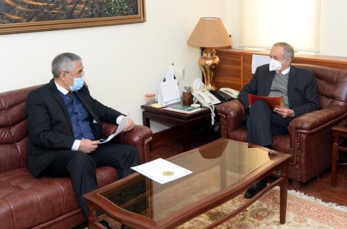 Транзит туркменских товаров через порты Гвадар и Карачи обсужден на встрече в Исламабаде