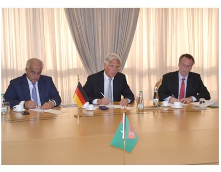 Глава МИД Туркменистана провёл встречу с немецкими бизнесменами