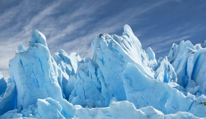 İsviçre’nin Valais kantonundaki Blatten köyünün büyük kısmı buzul çökmesi nedeniyle yok oldu