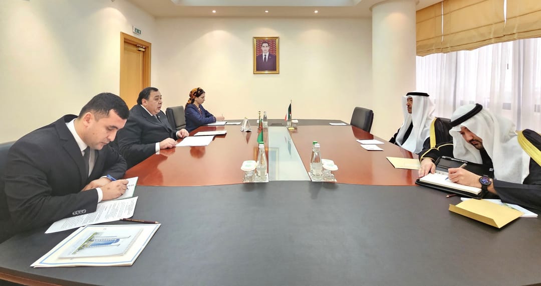 Aşgabatda Kuweýt Döwletiniň ilçisi bilen duşuşyk geçirildi