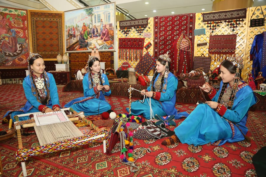 Выбран лучший девичий кружок Туркменистана