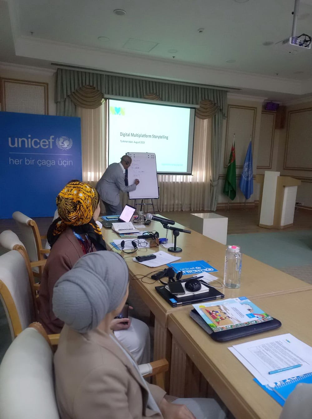 В Ашхабаде стартовал трехдневный тренинг для представителей СМИ