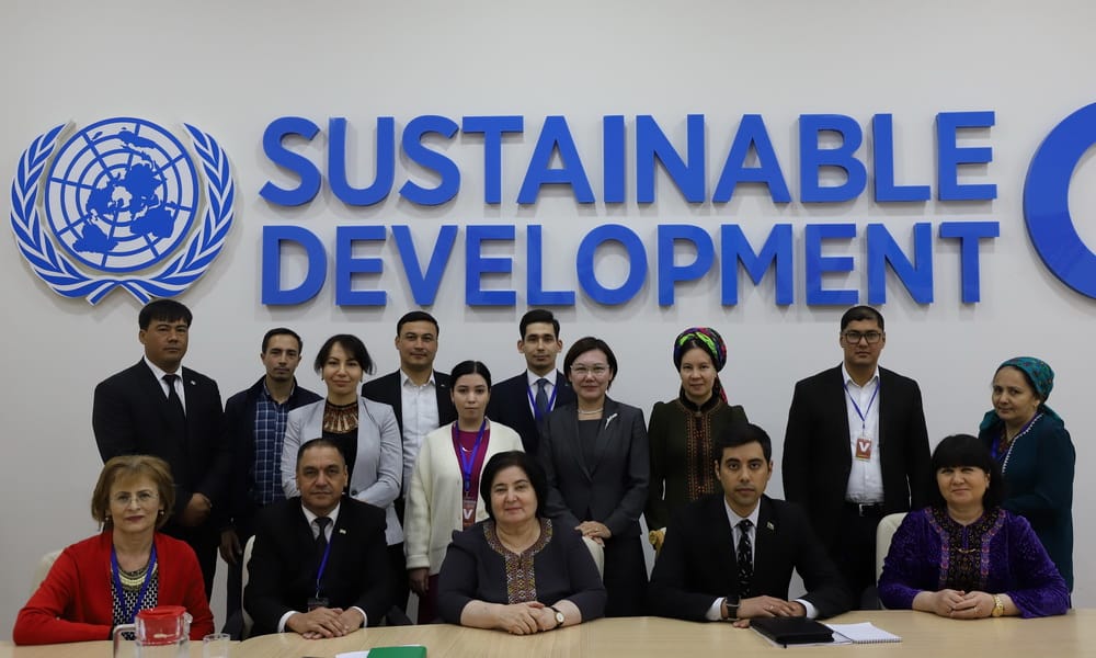 Ashgabat reviewed international experience of integrating human rights courses into the curriculum of universities