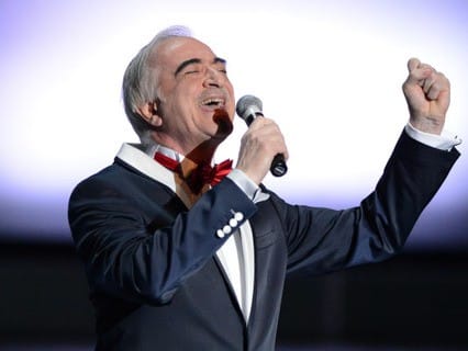 Бердымухамедов поздравил Полада Бюльбюль оглы с 75-летием