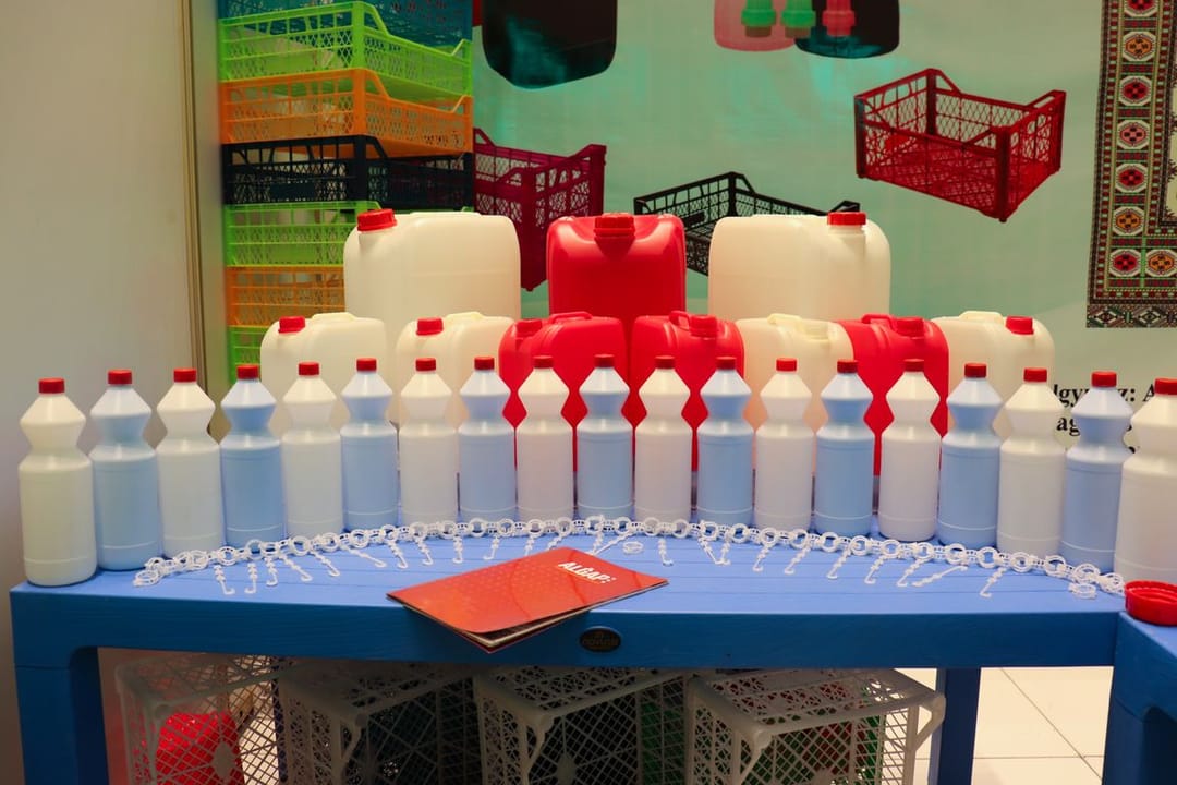 Продукция «Begler ýoly» представлена на выставке СППТ-2021