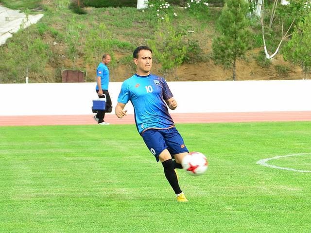 Полузащитник Мердан Курбанов вернулся в «Небитчи»