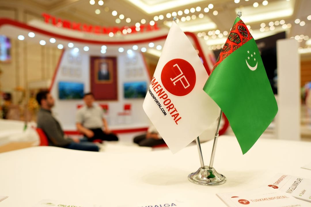 The exhibition of achievements UIET-2022 started in Turkmenistan