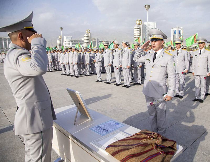 В Туркменистане состоялся выпуск высшего офицерского состава и курсантов вузов силовых ведомств