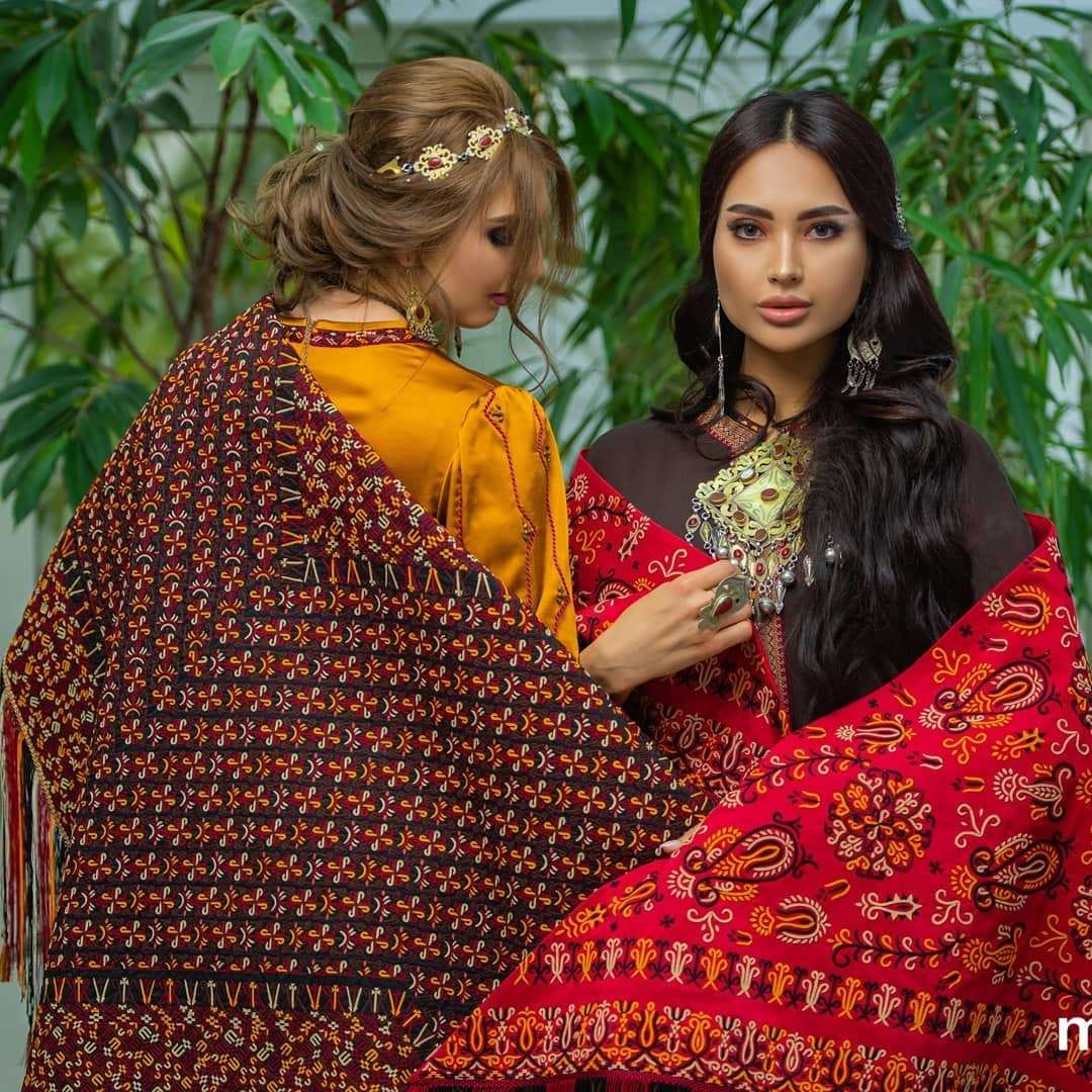 Туркменистан и Иран номинировали туркменское искусство вышивки в Список нематериального наследия ЮНЕСКО