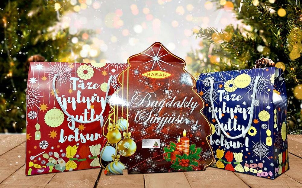 Туркменское кондитерское предприятие подготовило более 200 тысяч сладких новогодних наборов