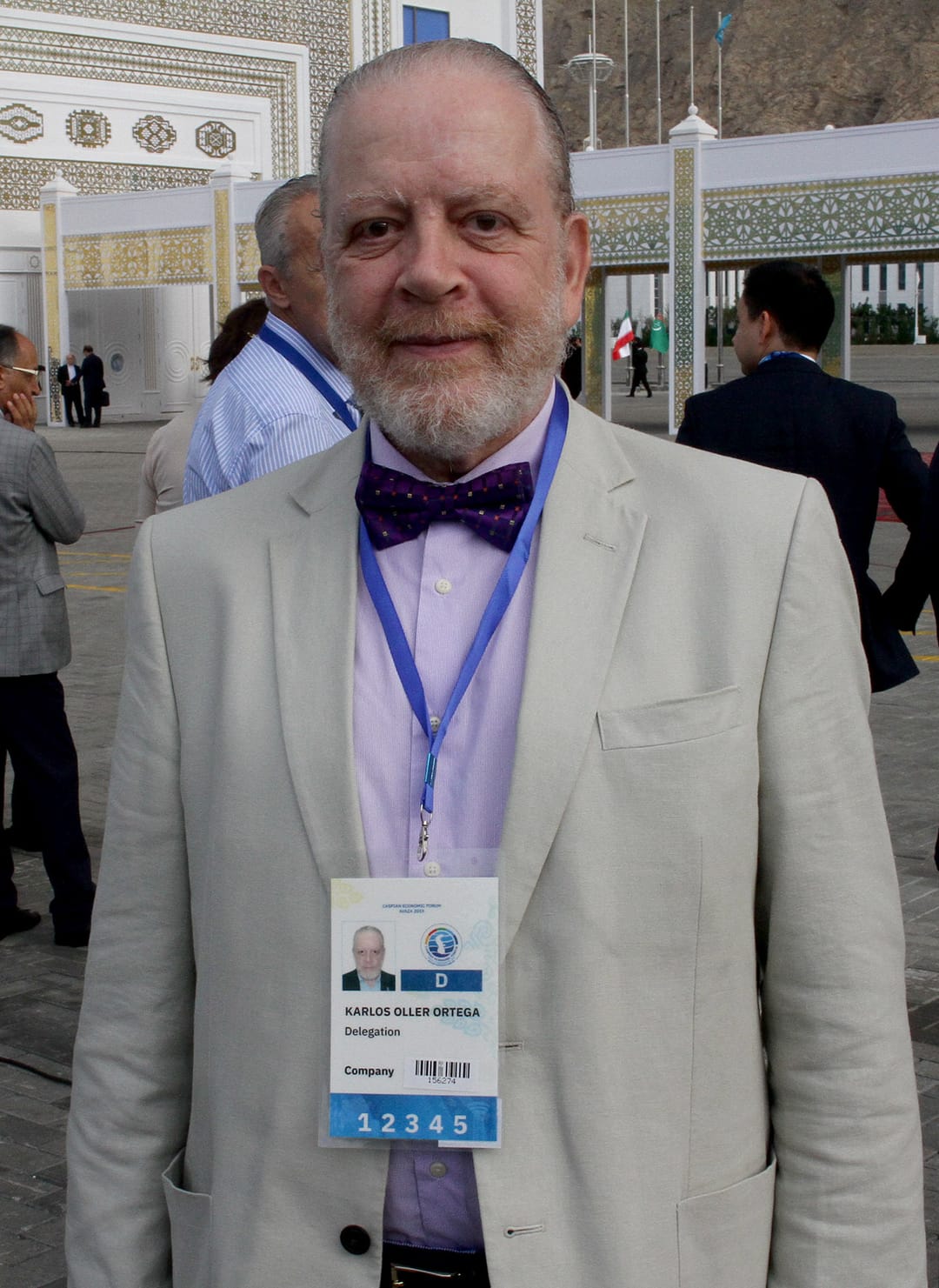 Карлос Ольер (Испания): « Первый Каспийский экономический форум – возможность открыть для себя туркменский рынок»