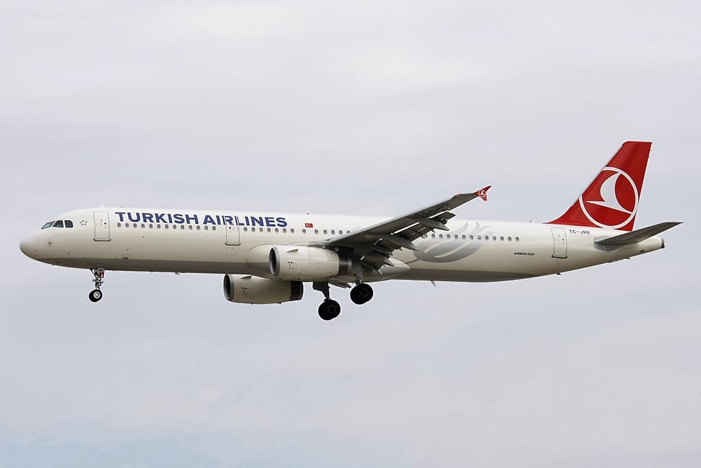 Turkish Airlines организует очередной спецрейс из Туркменбаши в Стамбул