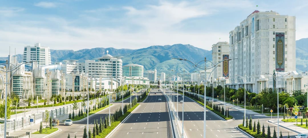 В Туркменистане с января 2023 года повысят зарплату, пенсии, пособия и стипендии