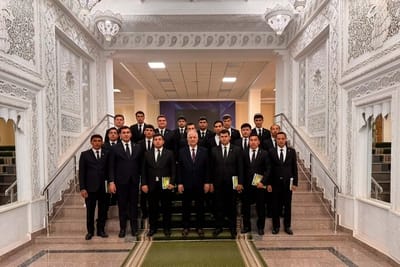 Студенты аграрного вуза Туркменистана проходят стажировку в Ташкенте