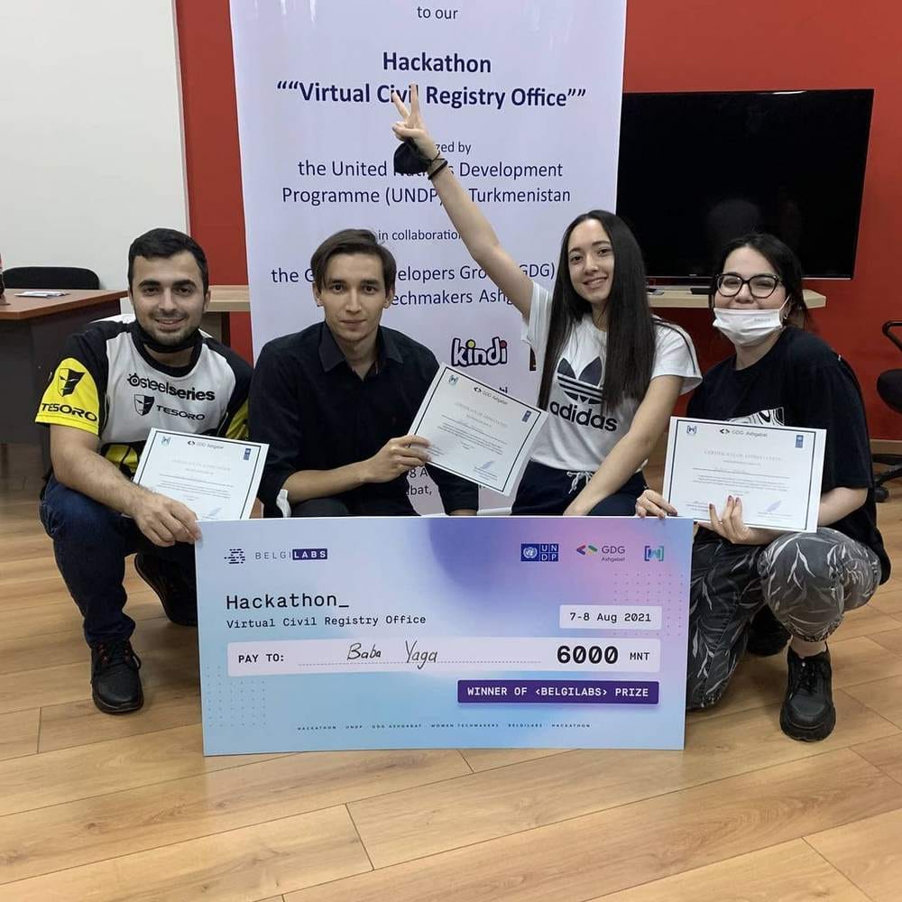 Специалисты «Туркмен-Транзит» завоевали приз в Хакатоне по разработке интернет приложения для ЗАГСа